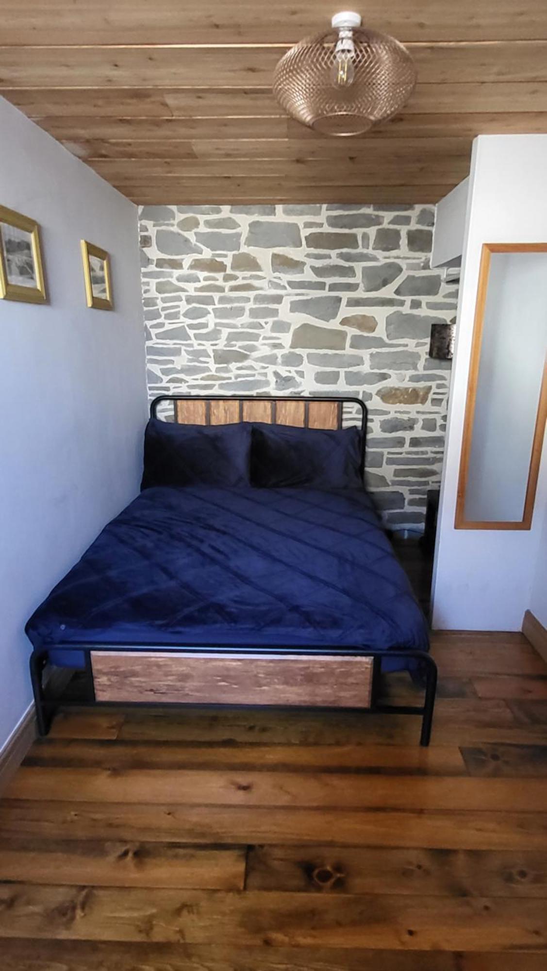 Ty Taf 2 Bed Cottage With Deck & Easy Transport Links Кардифф Экстерьер фото